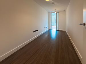 Photo 6- click for photo gallery